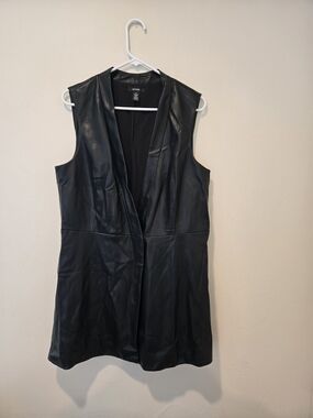 Alfani Black Sleeveless Vest